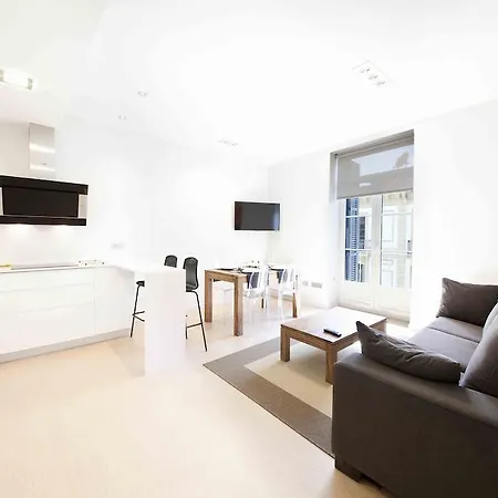The Collection | City Centre Legazpi Apartamento *